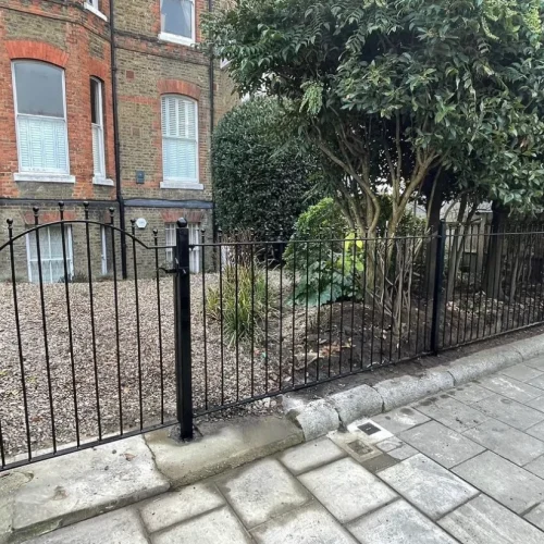 steel palisade fencing bristol